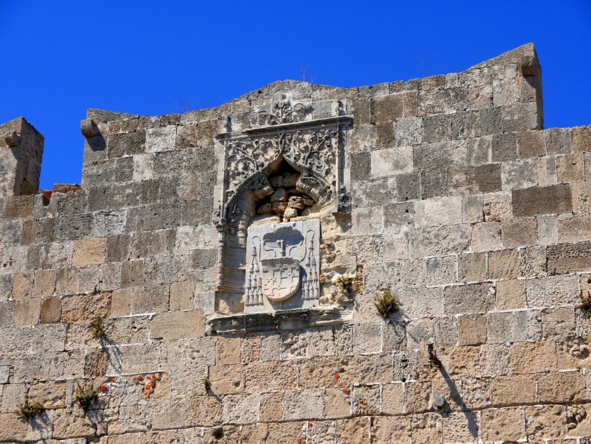 Rhodes: Palace of the Grand Master E-Ticket & Audio Tour - Choosing your language and managing the pace