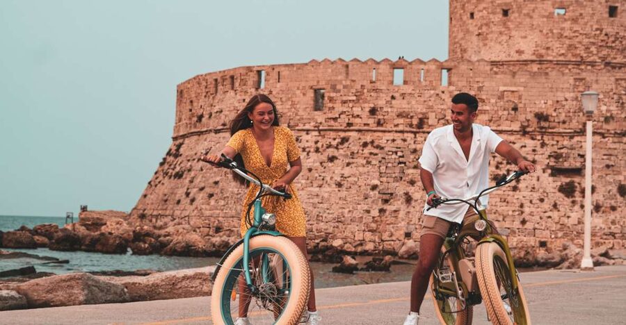 Rhodes: Retro eBike Highlights Tour w/ Personal Photographer - Riding through Rhodes Old Town
