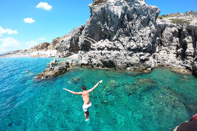Rhodes Sea Kayaking Tour - How hard is 9.5 kilometers of kayaking?