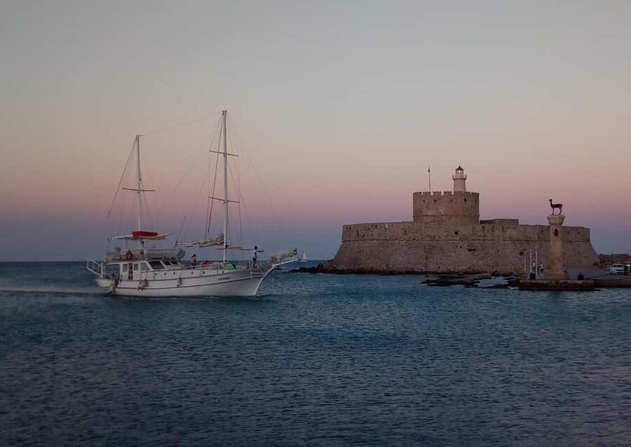 Rhodes: Sunset Cruise w/ Gourmet Buffet, Drinks & Live Music - Is this Rhodes sunset cruise worth $89?