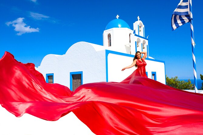 Santorini 2h Private Flying Dress Photoshoot with Transportation - Why transport makes the price easier to understand