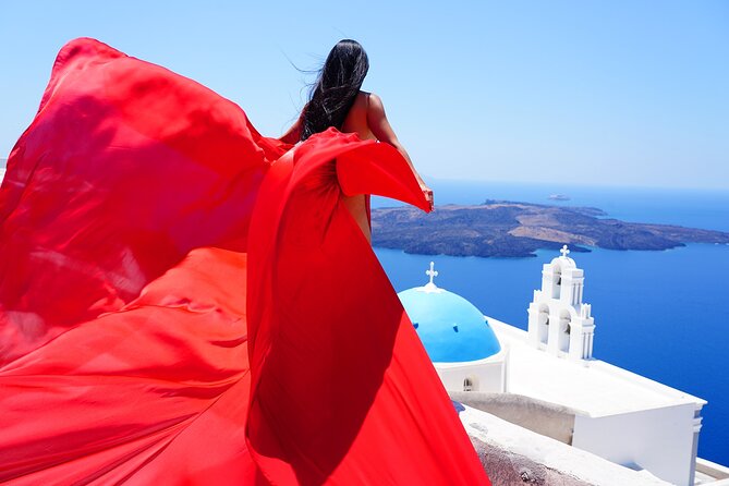Santorini 2h Private Flying Dress Photoshoot with Transportation - What the finished photographs include