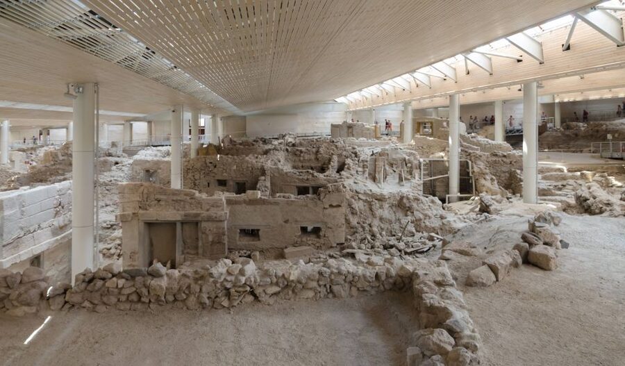 Santorini: Akrotiri Prehistoric City Guided Walking Tour - Free time after the 90-minute tour