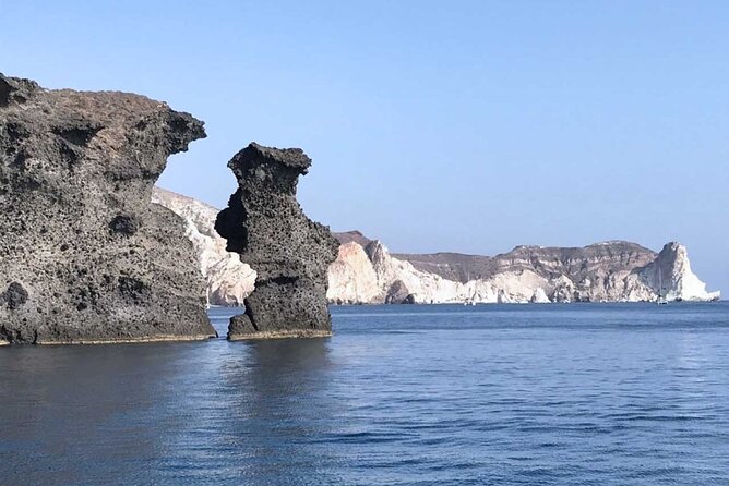 Santorini Catamaran Cruise with Greek Meal, Open-Bar and Sunset - Palea Kameni and the warm sulfur water