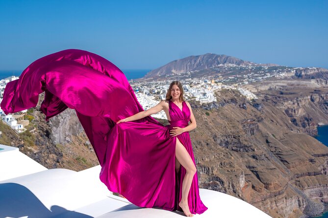 Santorini: Flying Dress Photoshoot - What you actually receive after the camera stops