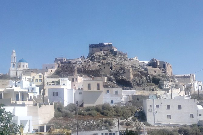 Santorini Highlights and Venetian Castles Small-Group Day Tour - Two hours on the black sand at Perissa and Perivolos