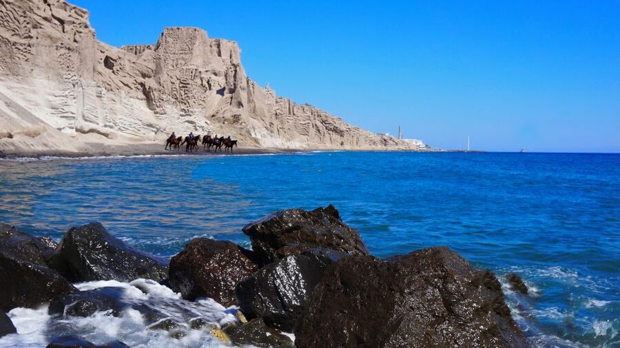 Santorini: Horseback Riding Tour on the Beach - Who will enjoy this ride most