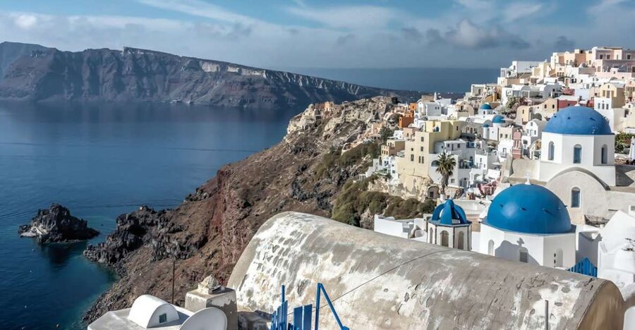 Santorini Iconic Villages Tour: Oia, Imerovigli, Firostefani - Firostefani and the famous blue dome