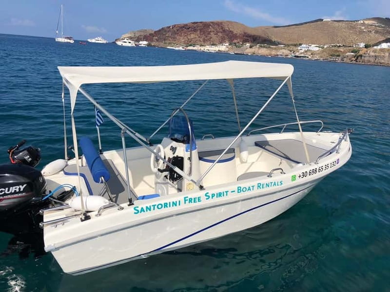 Santorini: License-Free Boat Rental with Ice, Water, & Fruit - A Five-Hour Route You Can Shape Yourself