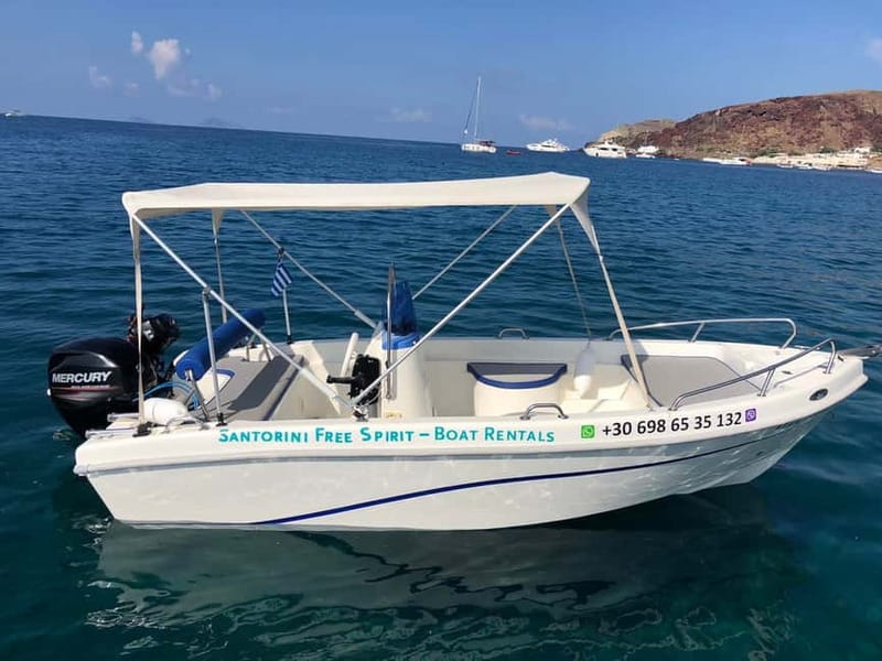 Santorini: License-Free Boat Rental with Ice, Water, & Fruit - Secluded Beaches and Quiet Anchoring