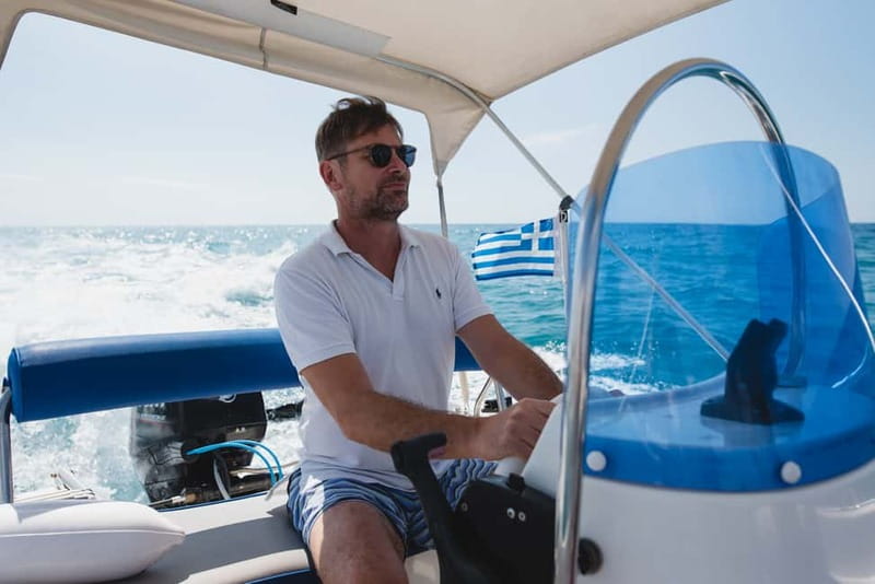Santorini: License-Free Boat Rental with Ice, Water, & Fruit - What the $282 Group Price Really Buys