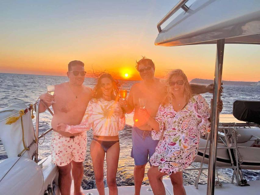 Santorini: Luxury Caldera Cruise with Full Greek Meal - Why this five-hour cruise works so well