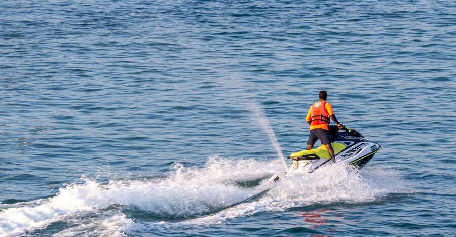 Santorini: Perivolos Beach Jet Ski Rental - What the $102 price means in practical terms