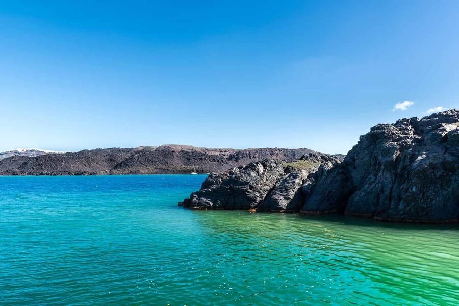 Santorini Port: 3 Hour Cruise to Volcano and Hot Springs - Key points to know before you book