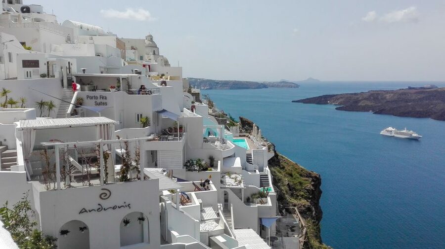 Santorini: Private Day Tour with Guide - Akrotiri and Santorini’s prehistoric past