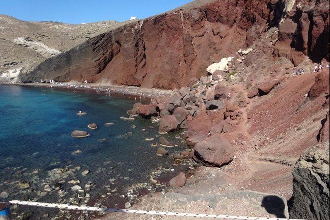 Santorini Private Driver: Explore Santorini - Port & Hotel Pickup - Perissa or Kamari for black volcanic sand