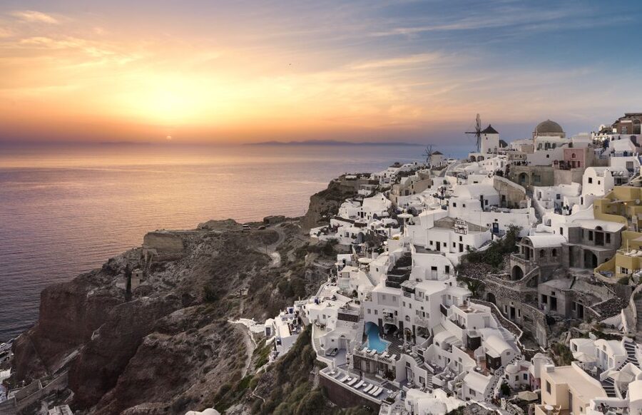 Santorini: Romantic Sunset Caldera Cruise with Dinner - Seeing the volcano and caldera from the sea
