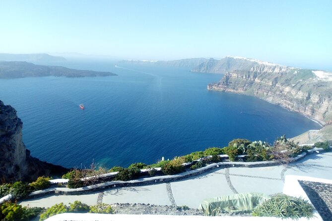 Santorini Sightseeing Half Day Small Group Tour - Guides and drivers shape the day