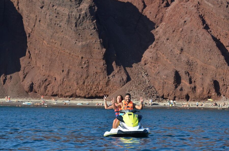 Santorini:Volcanic Beaches Cruise With Jet Ski - Practical details that affect your day