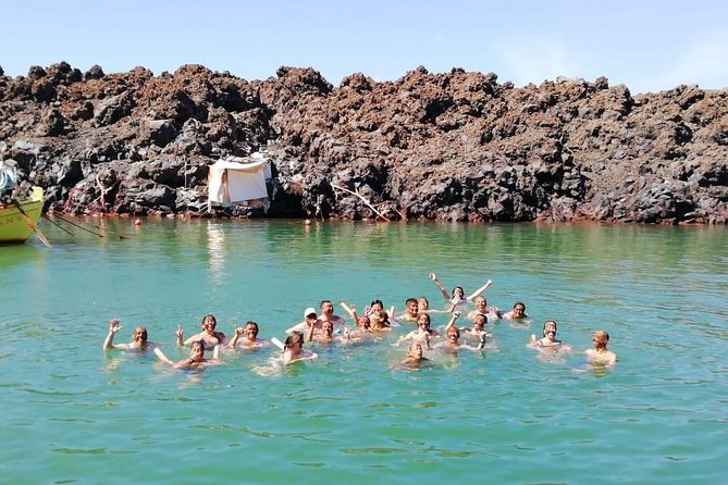 Santorini Volcanic Islands Cruise: Volcano, Hot Springs and Thirassia - Who should book this six-hour cruise?
