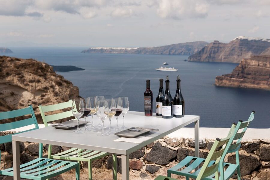 Santorini Wine Roads: Tour of 3 Wineries with a Sommelier - The sommelier makes the difference