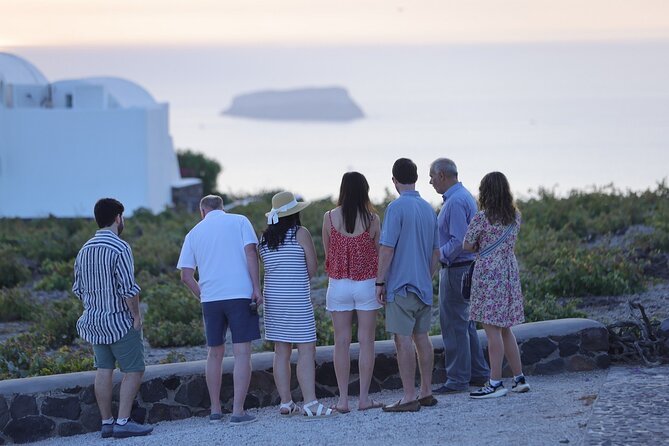 Santorini Wine Stories: Sunset Tour with Tasting & Dinner - The guide makes the difference