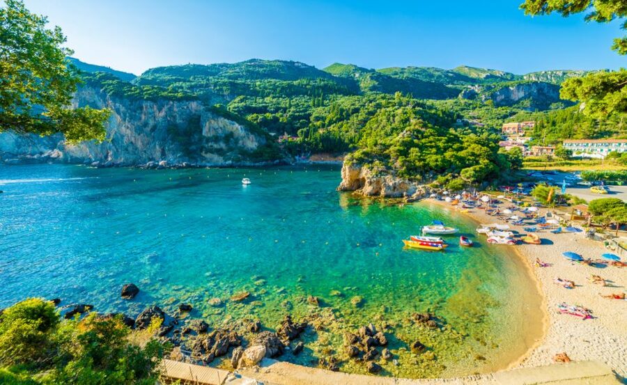 Saranda: Corfu Town and Palaiokastritsa Day Trip with Cruise - What the transport and guide add