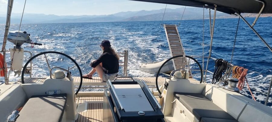 Shared Balos and Gramvousa Sailing Trip with Meal and Drinks - Sailing Back to Kissamos