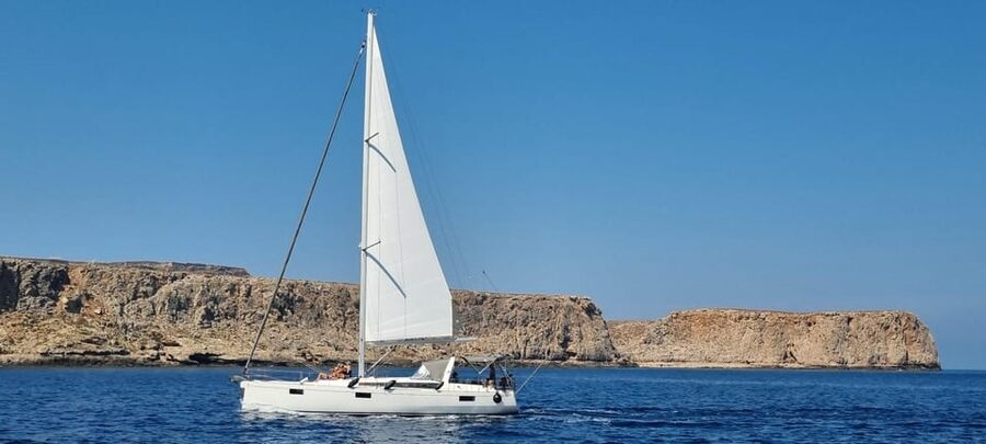 Shared Balos and Gramvousa Sailing Trip with Meal and Drinks - Who Should Book This Boat Day?