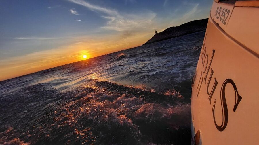 Skiathos: Full-Day Sailing Cruise with Lunch - Who will enjoy this Skiathos cruise