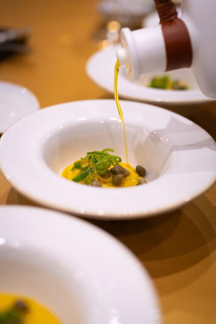 Symphony of Flavors - Olive Oil & Food Pairing at Corfu Town - How the hosts shape the experience
