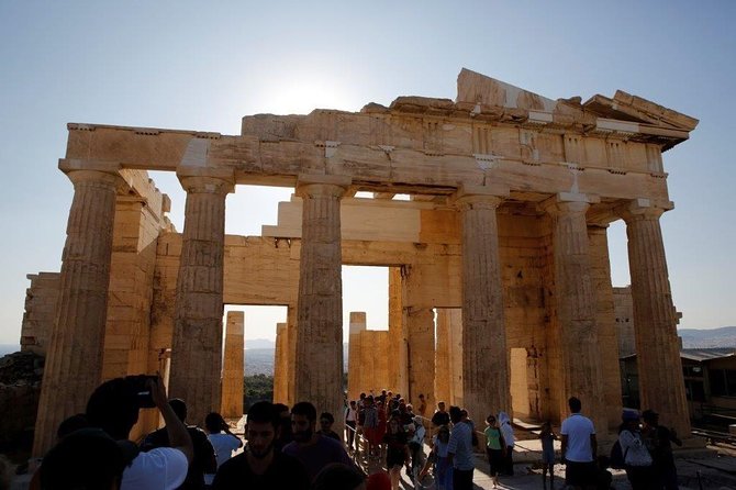 The Acropolis Treasure Hunt: Licensed Guide + Interactive Puzzles - Charis and the Value of a Private Guide