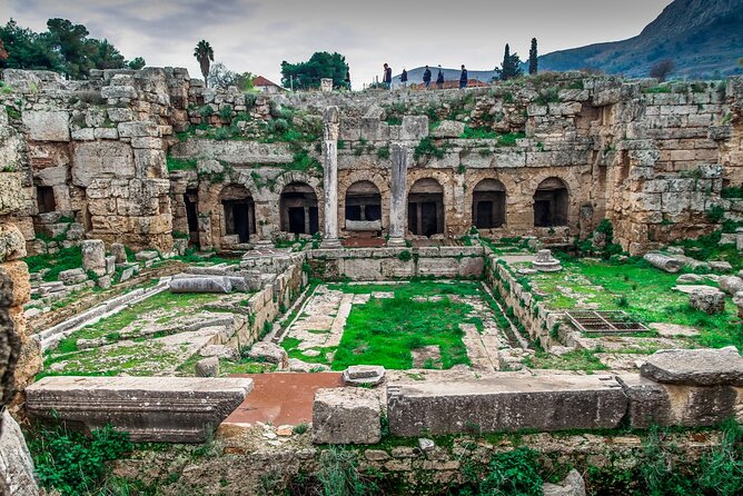 The Apostle Paul’s Missionary Journey in Athens and Corinth - Ancient Corinth: the center of the day