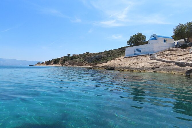 The Santa Maria 3 Island Cruise in the Aegean w/ Free Audio Guide - Boarding, timing, and boat capacity