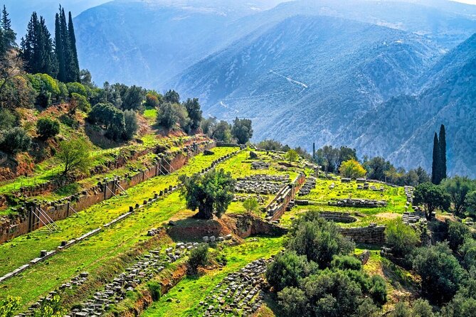 Thermopylae, Meteora and Delphi Private Full Day Tour - Who should book this private tour?