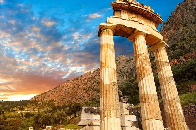 Thermopylae The battle of the 300 Spartans & Delphi Day Tour - The driver makes or breaks the day