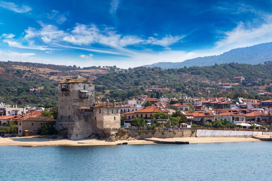 Thessaloniki: Aristotle's Birthplace and Mt. Athos Cruise - Cruising along the coast of Mt. Athos