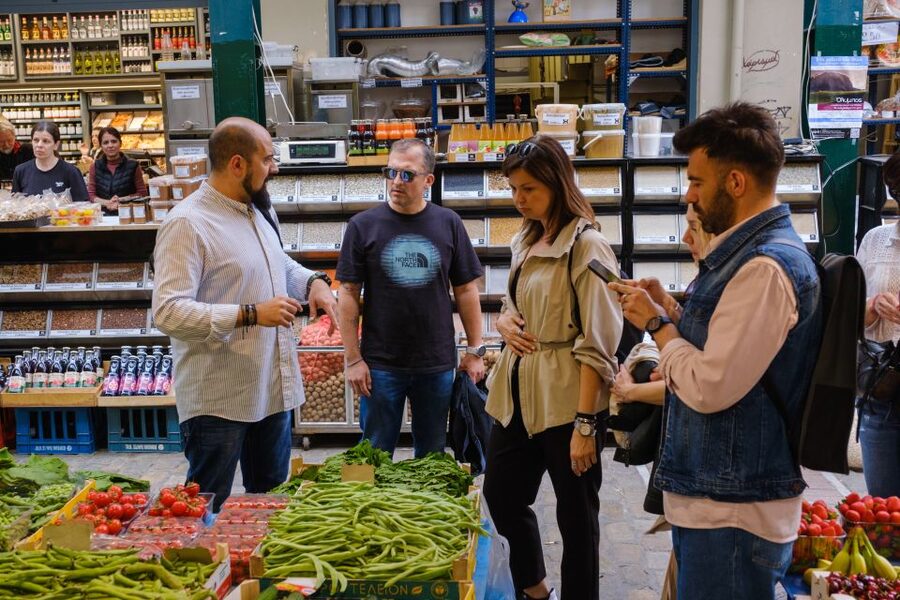 Thessaloniki: Food Tastings and Drinks tour with a Chef - Starting with coffee and Thessaloniki’s morning rhythm