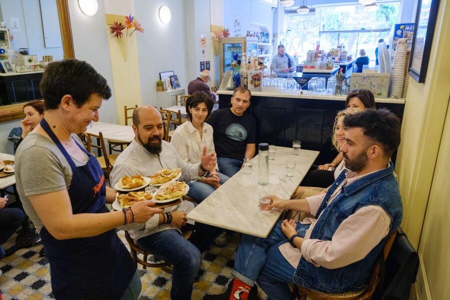 Thessaloniki: Food Tastings and Drinks tour with a Chef - Meeting Panos outside Agia Sofia