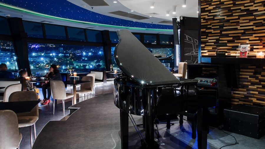 Thessaloniki: OTE Tower Rotating Experience with Light Meal - Picking the right time: lunch, sunset, or piano music