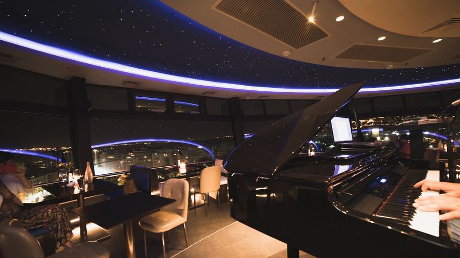 Thessaloniki: OTE Tower Rotating Experience with Light Meal - How long you really need