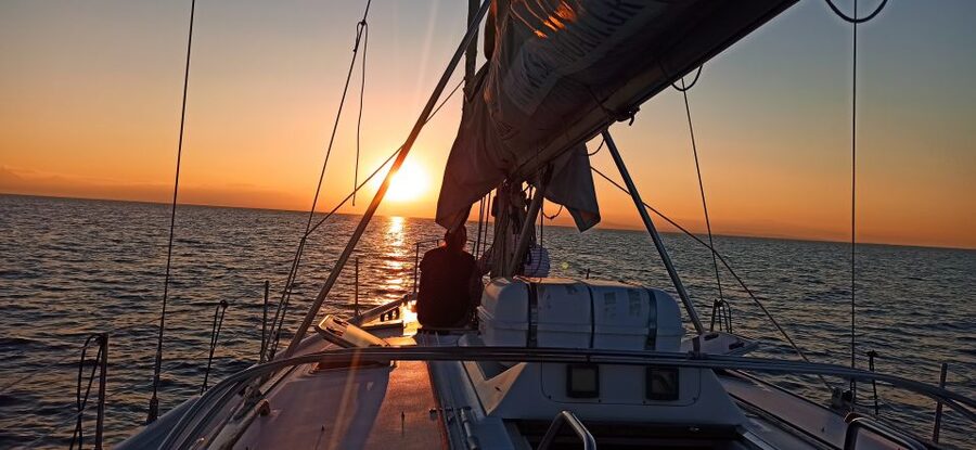 Thessaloniki Sunset Cruise departing from Nea Michaniona - Practical details to handle before booking