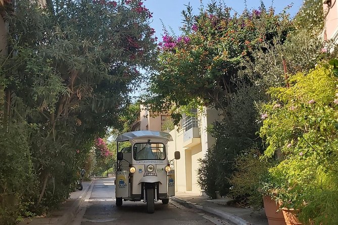 TukTuk Athens Private Evening / Afternoon Complete Tour - City Center & Old Town - Why a tuk-tuk works well in central Athens