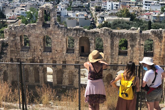 Visit of the Acropolis with an official guide in Spanish - The Parthenon: more than perfect columns