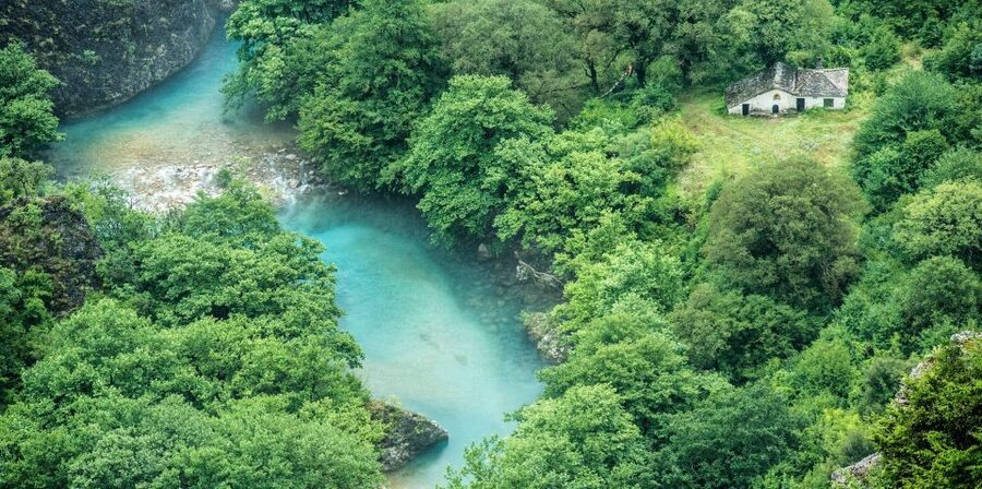 Zagori: Vikos Gorge full-day guided hike - What the guides add to the experience