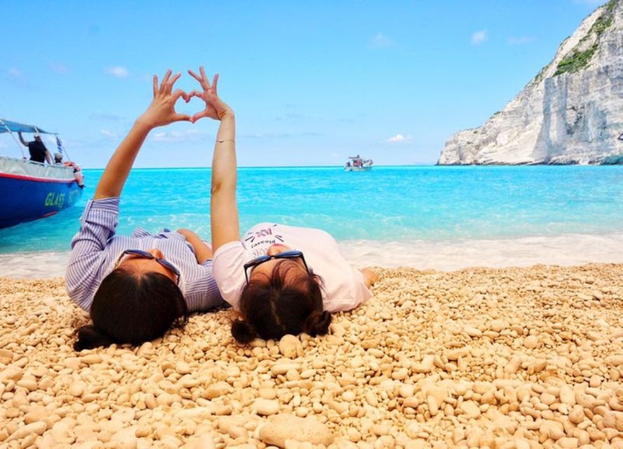 Zakynthos: early morning Shipwreck,Blue Caves and view point - The cliff viewpoint gives you the classic Navagio photograph