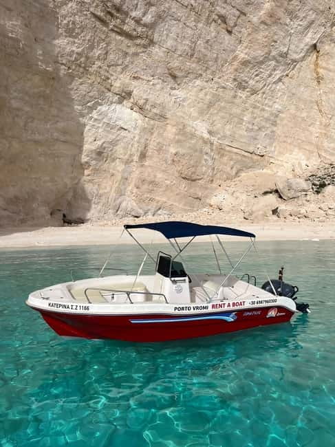 Zakynthos: Shipwreck & Caves Private Boat Tour with Skipper - Navagio Shipwreck Beach and its famous story
